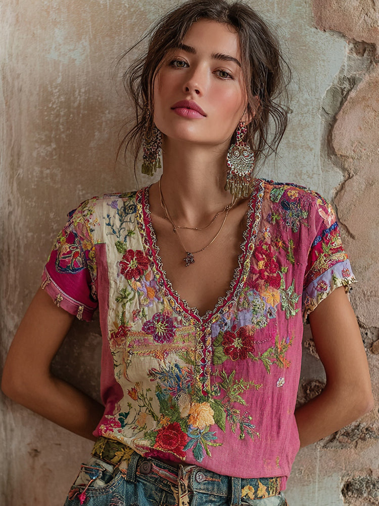 T-shirt en mélange de lin brodé floral bohème à col en V contrastant pour femme