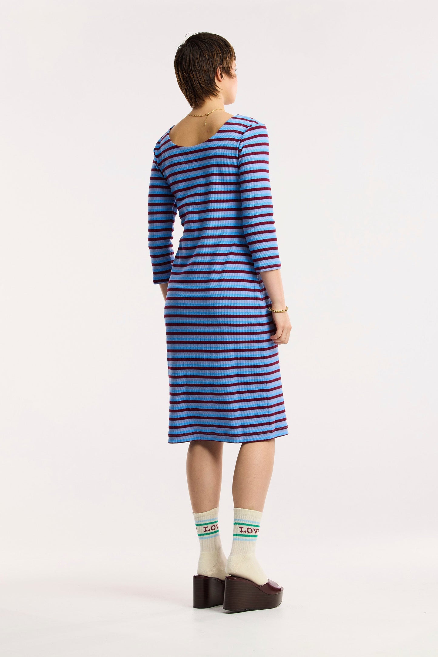 Robe galbée Travelller à rayures gaufrées